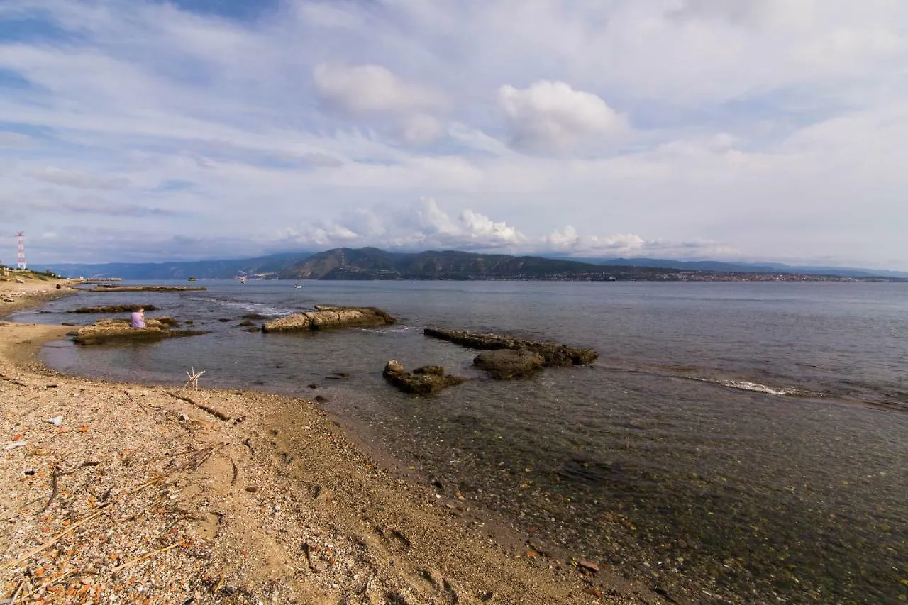 Case Panoramiche Sul Lago Messina