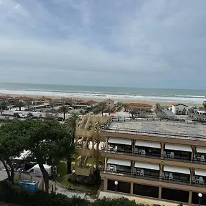 https://la-casa-del-sole-lido-di-camaiore.it-tuscanyhotel.com